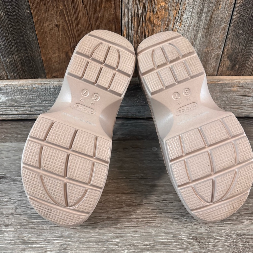 Crocs Stomp Fisherman Sandals Almond Tint Chunky Platform Women’s 7 - Picture 6 of 7